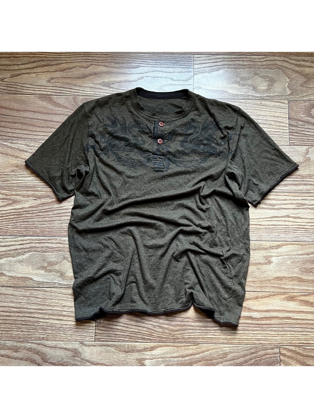 Vintage Y2K Cargo Olive Green Henley T-Shirt Streetwear Grunge Casual